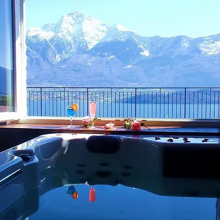 Piazzo Sleeps 4 Pool Wifi 别墅